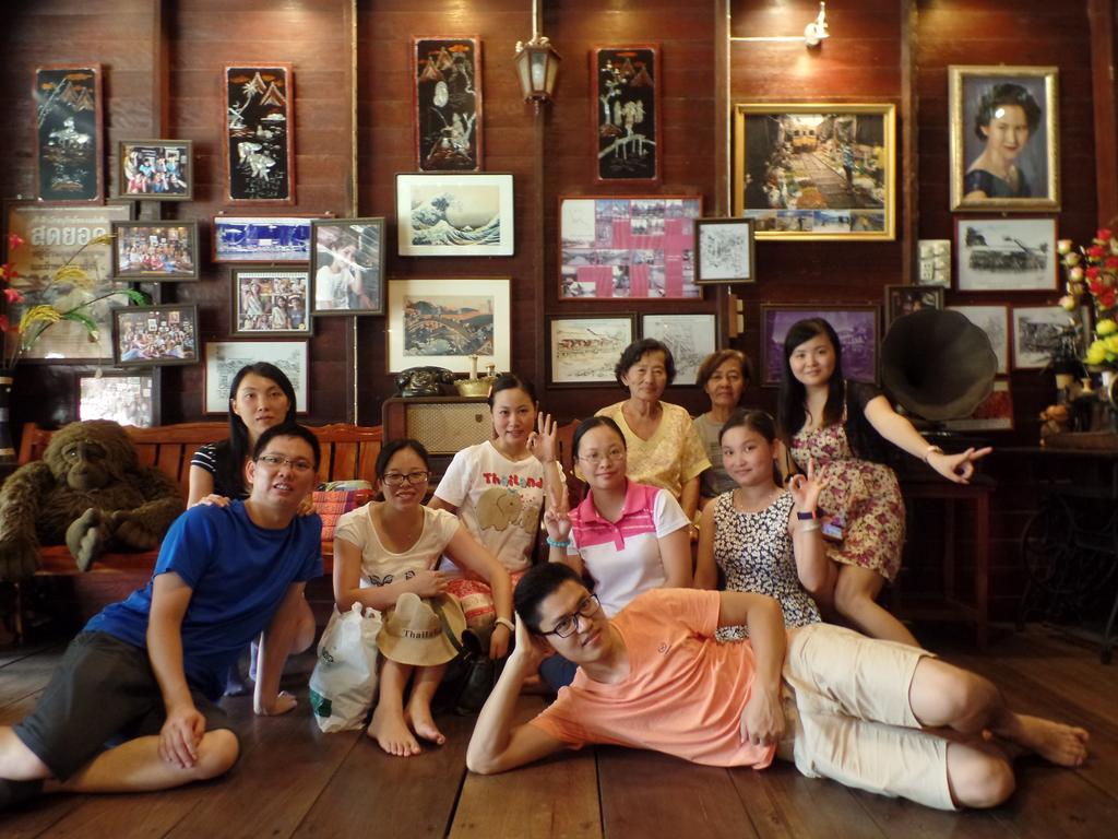 Apartmán Ban Mae Arom Amphawa Exteriér fotografie