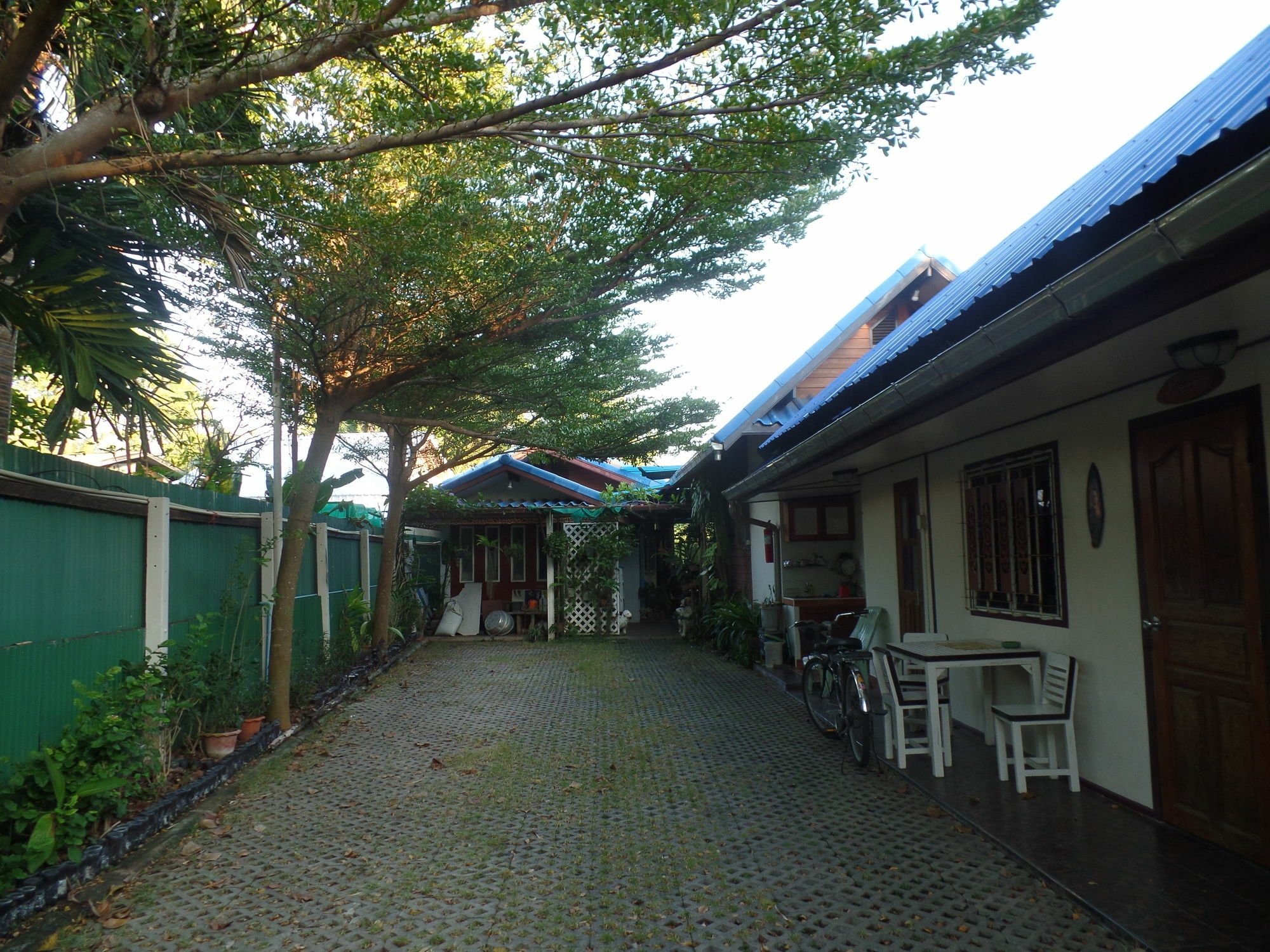 Apartmán Ban Mae Arom Amphawa Exteriér fotografie
