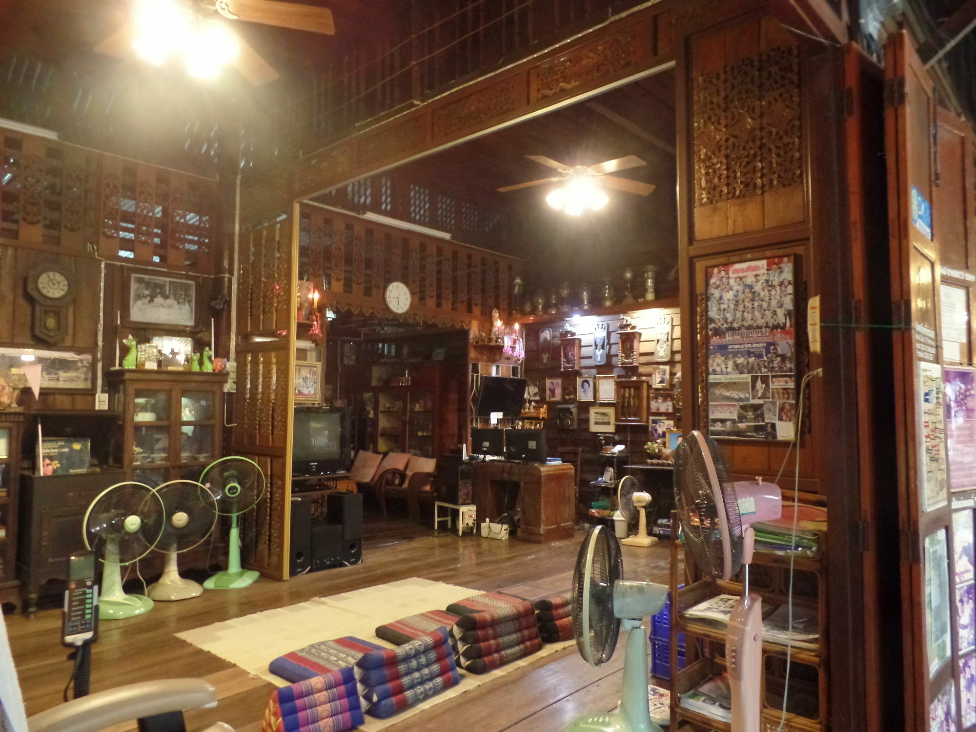 Apartmán Ban Mae Arom Amphawa Exteriér fotografie